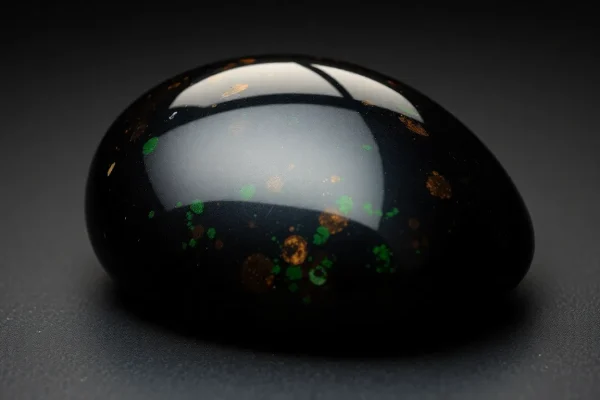 Tektites – Natural Glass Gemstones Formed by Meteorite Impacts