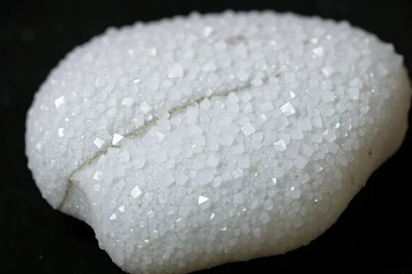 Druzy (Variety) – Gemstone Overview, Meaning, and Care