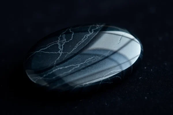 Psilomelane – Mineral Profile, Meaning, and Jewelry Uses